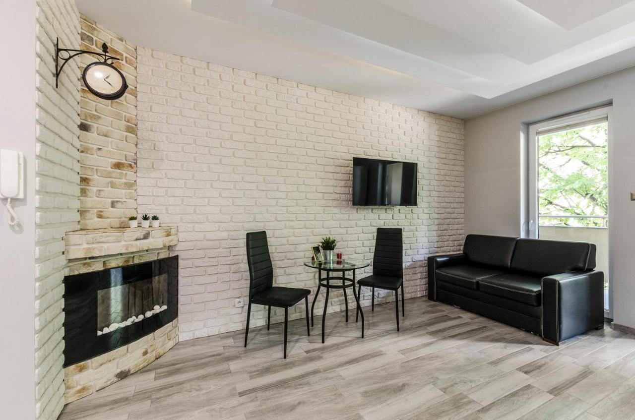 Wieckowskiego Apartment 罗兹 外观 照片